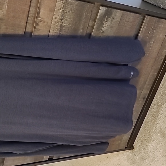 Hooded long sleeve - Picture 2 of 7